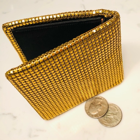 Newman Marcus 2 asymmetric Gold hinged 4” cuff bracelets. - Picture 9 of 16